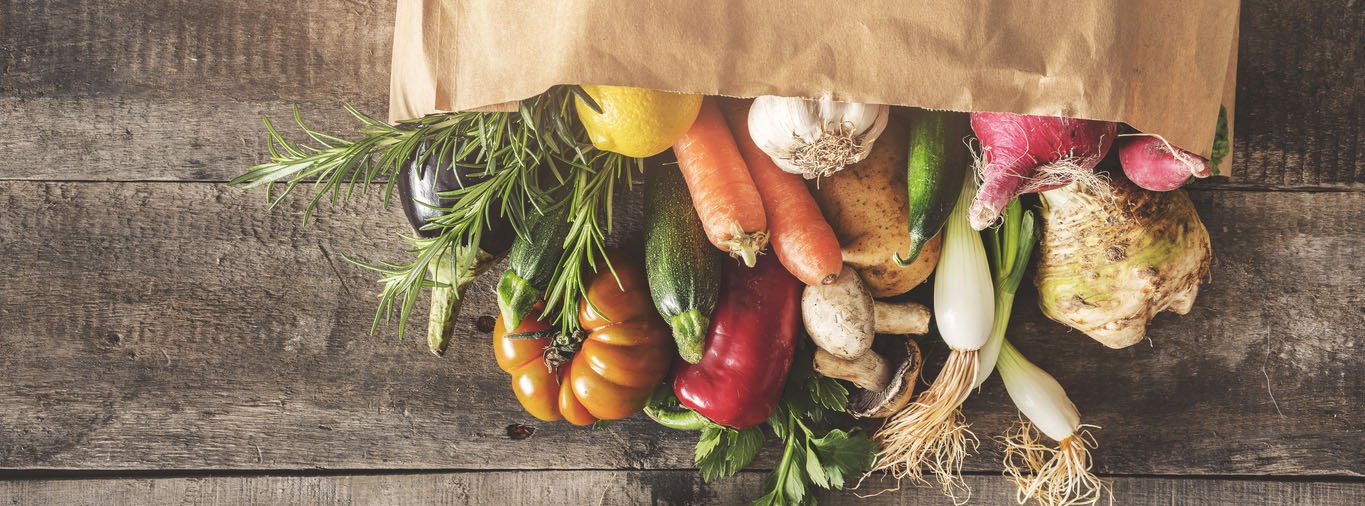 Bag of fresh vegetables 